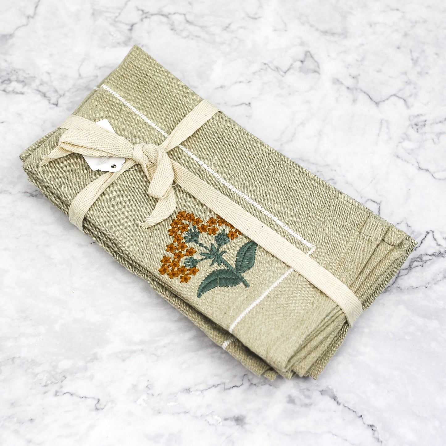 Embroidered Cotton Napkin Set