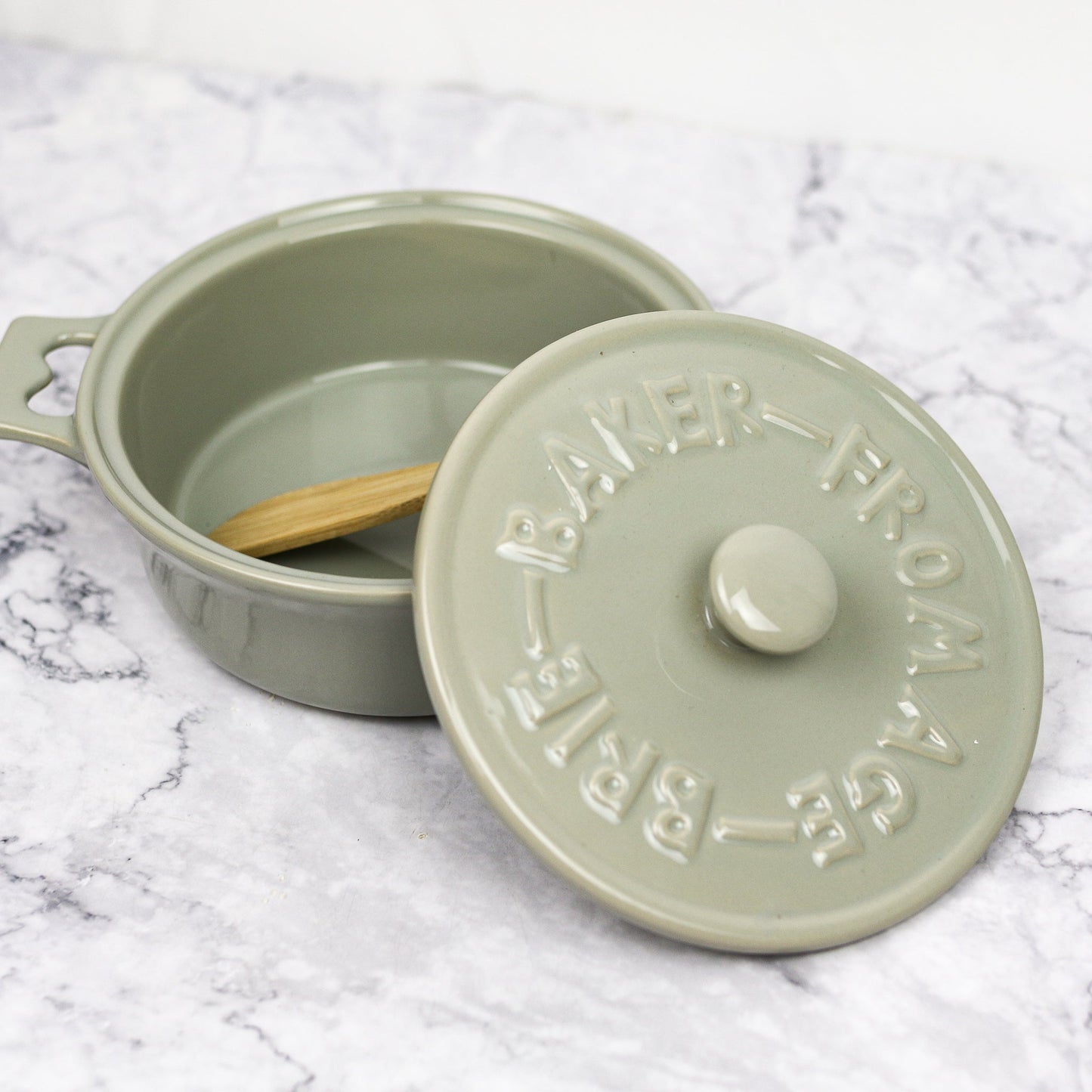 Brie Baker with Lid and Wooden Spreader